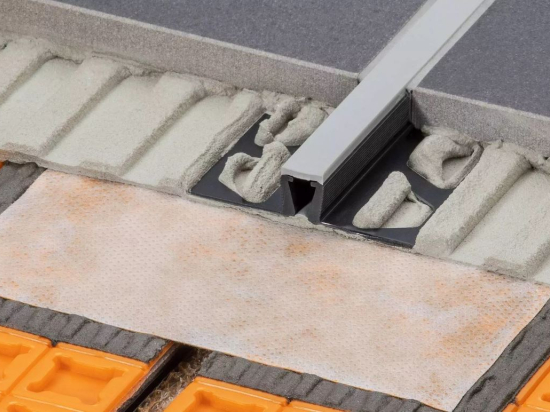 Profilé de fractionnement PVC | DILEX-BWB | Schluter